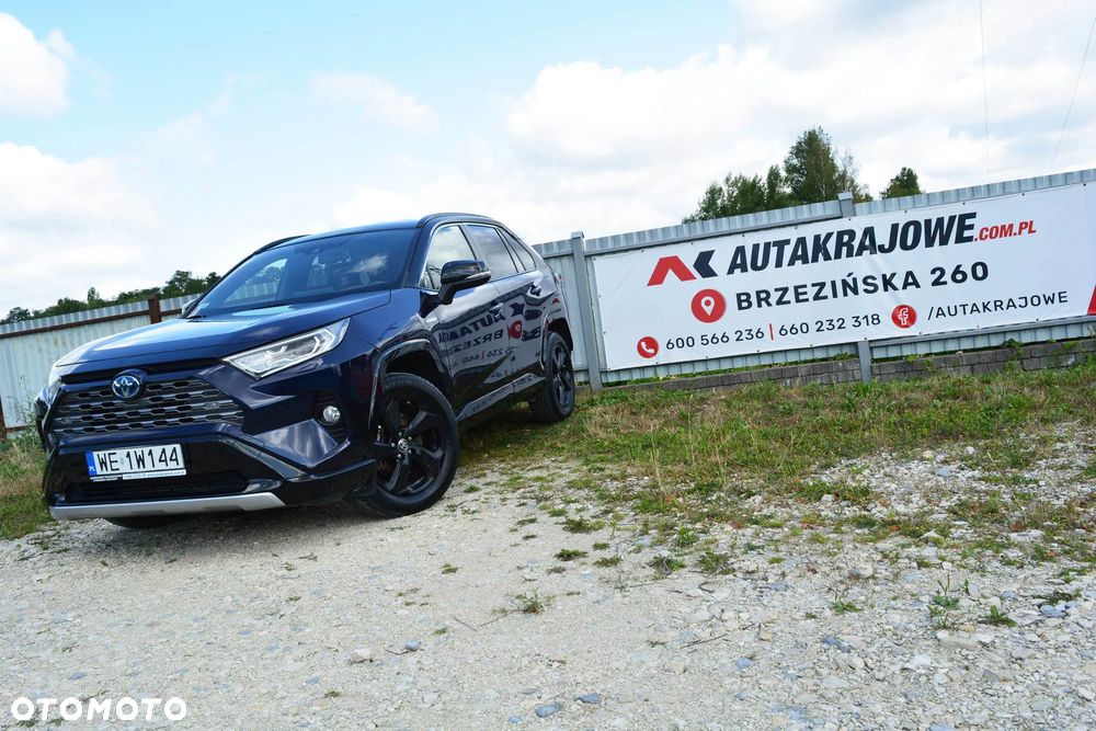 Toyota RAV4 - 1