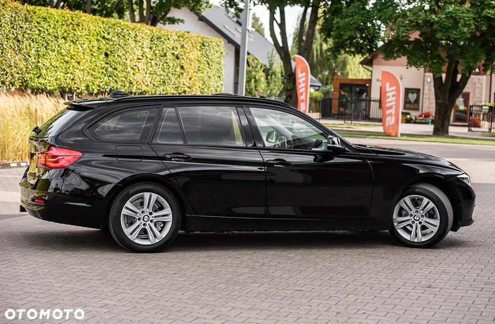 BMW Seria 3 320i Edition Luxury Line Purity - 14