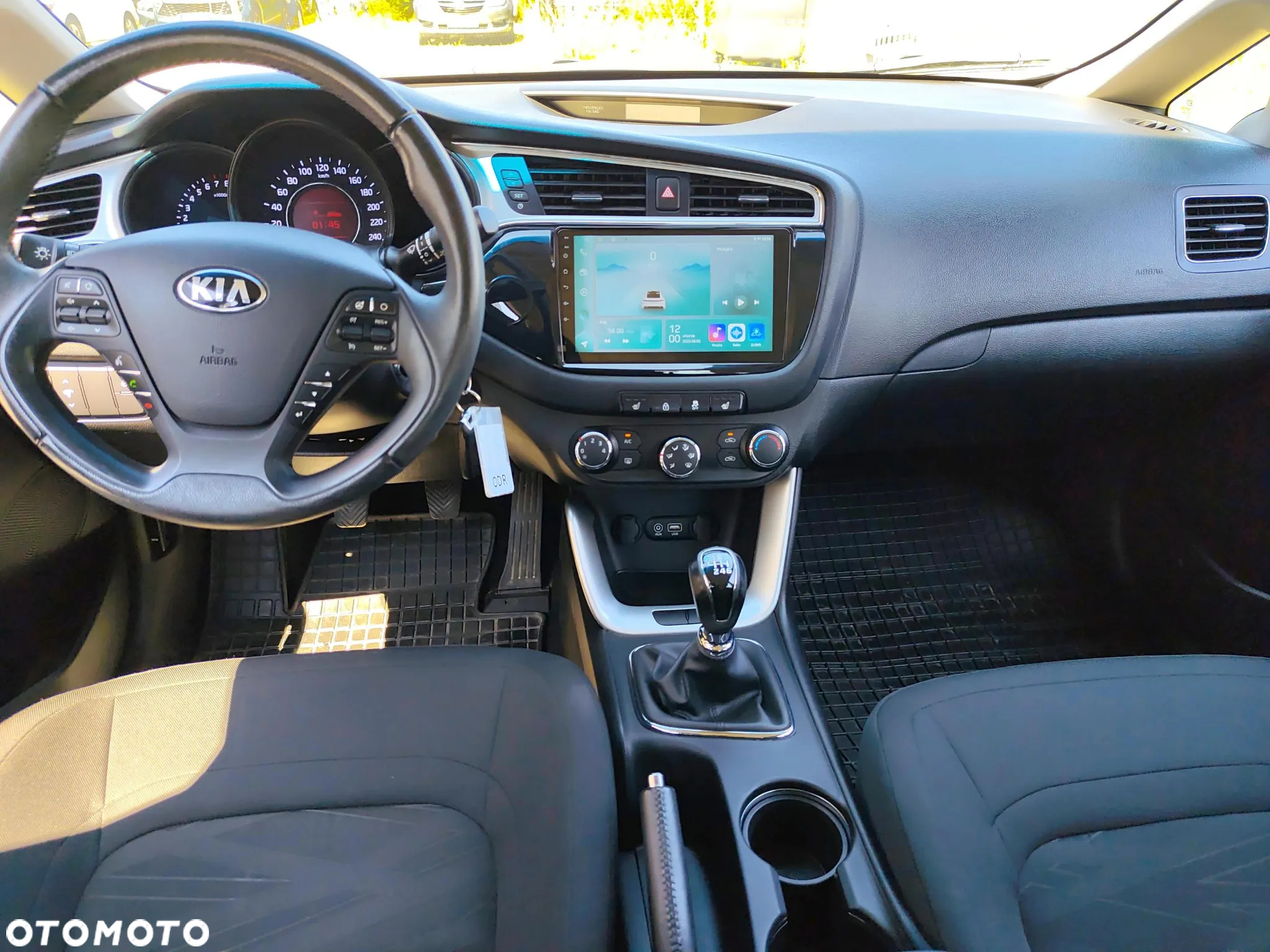 Kia Ceed 1.4 Attract - 13