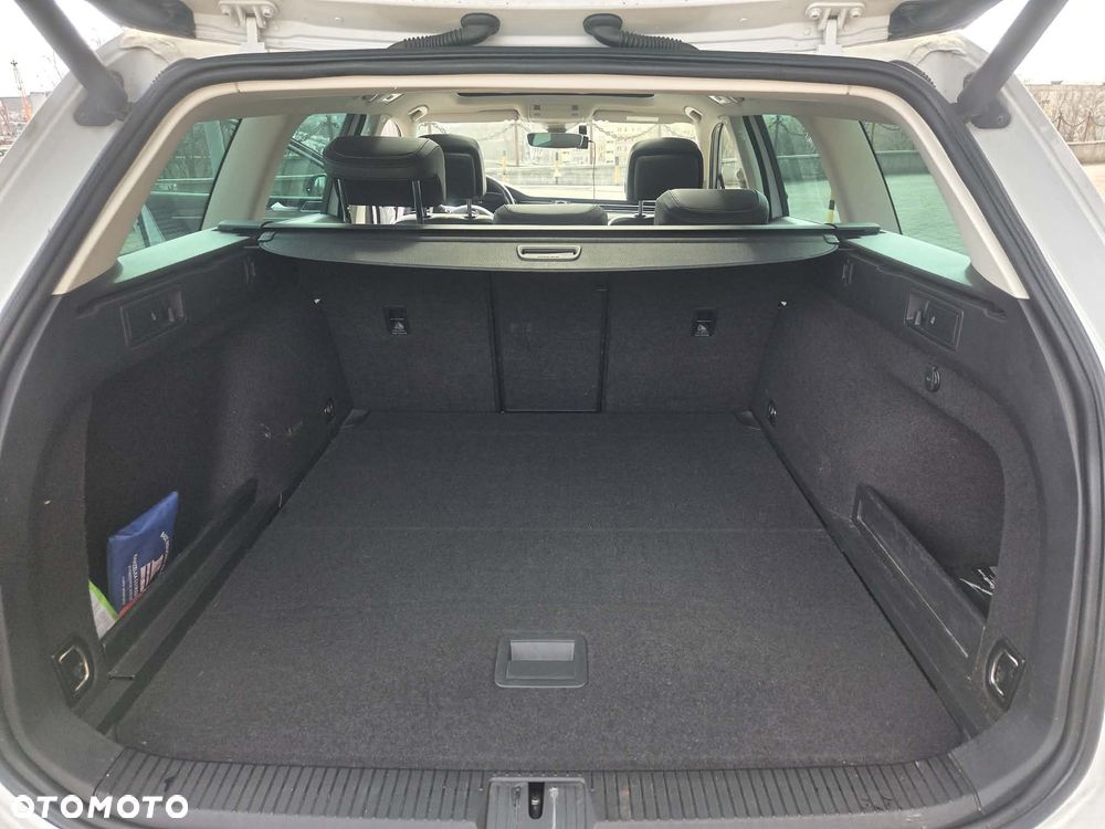 Volkswagen Passat 2.0 TDI BMT SCR 4Mot Highline DSG7 - 22