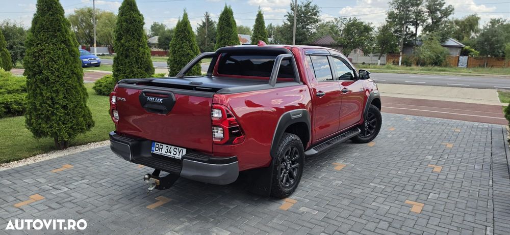 Toyota Hilux 2.8D 204CP 4x4 Double Cab AT Invincible - 9