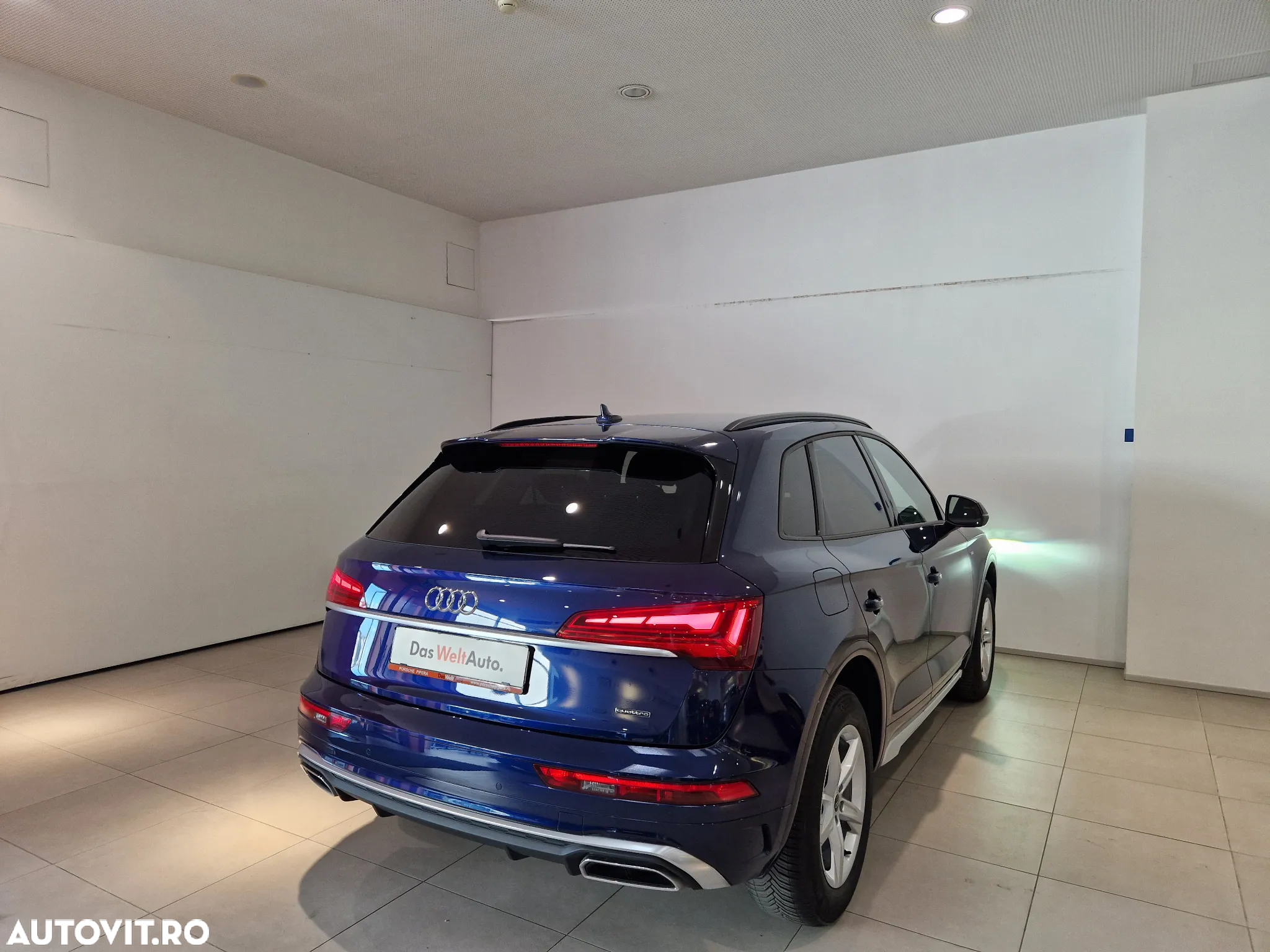 Audi Q5 40 TDI quattro S tronic S line - 4