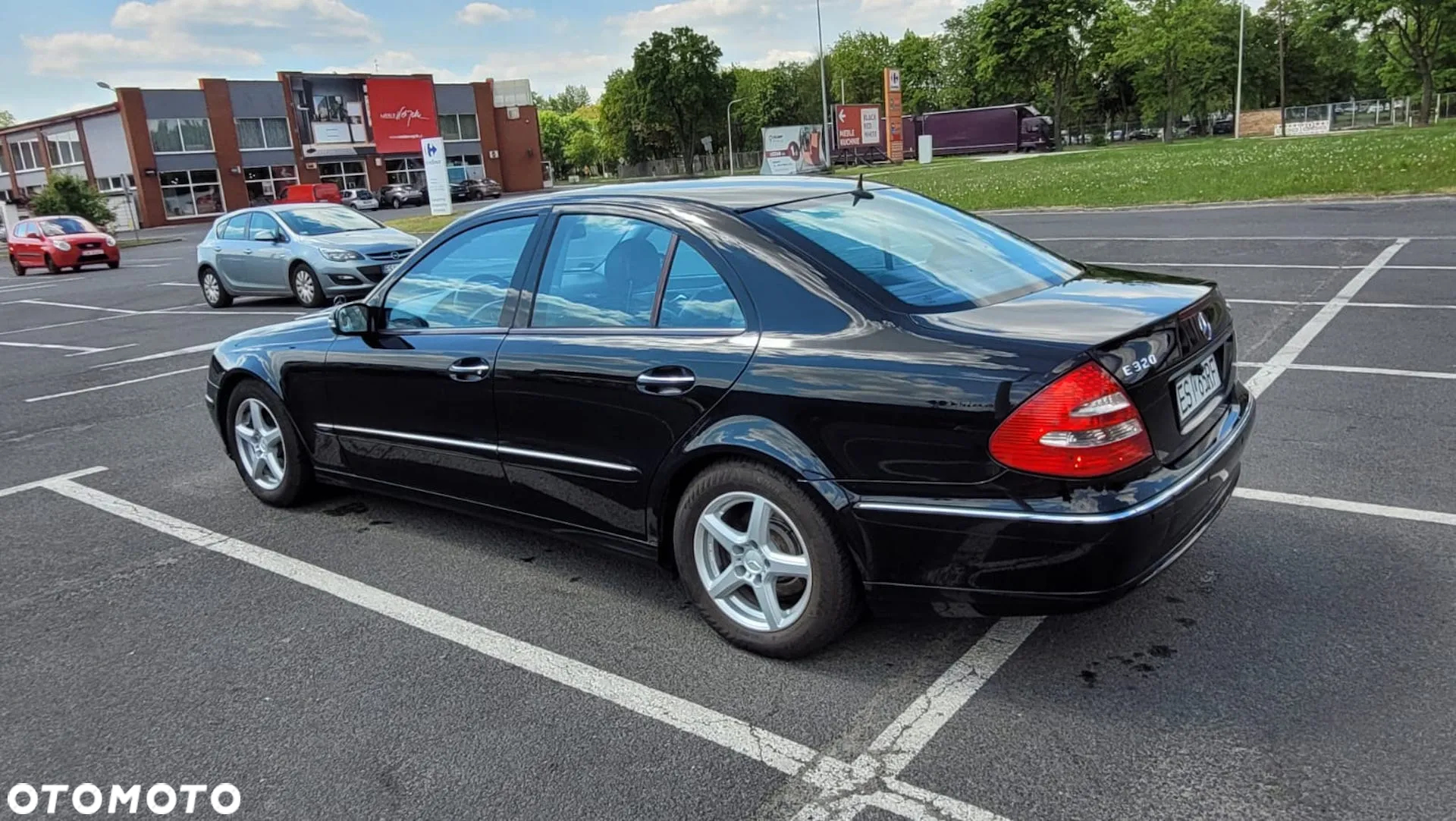 Mercedes-Benz Klasa E 320 CDI T Avantgarde - 12