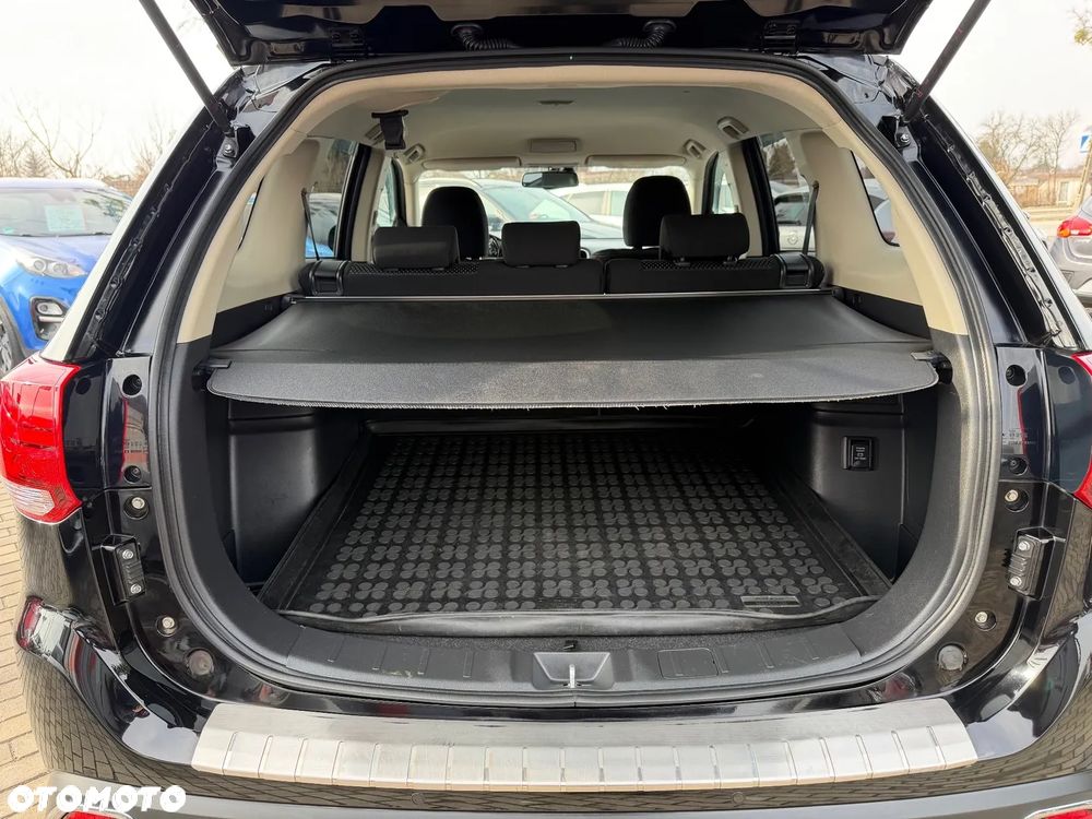 Mitsubishi Outlander 2.0 2WD CVT Active - 26