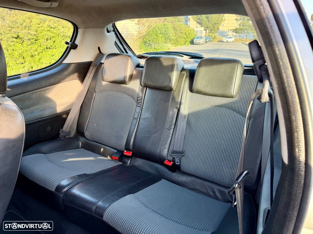 Peugeot 206 1.6 GTi - 18