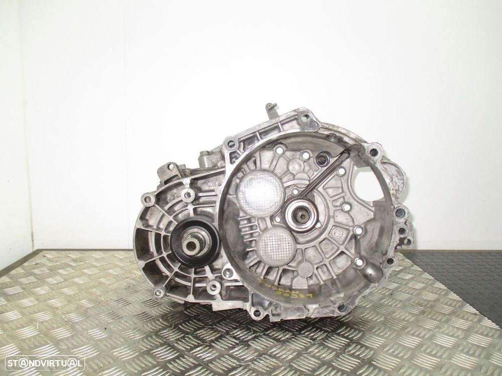 CAIXA VELOCIDADES VOLKSWAGEN TOURAN 2003 -GNE - 2