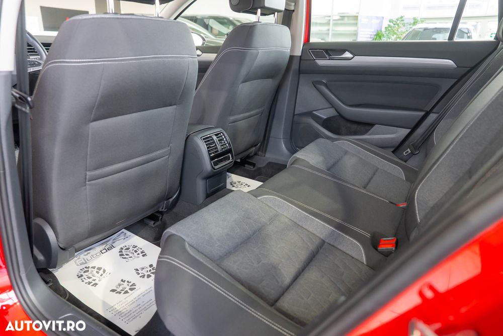 Volkswagen Passat 2.0 TDI SCR DSG Business - 24