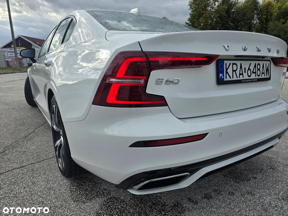 Volvo S60 T4 R-Design - 5