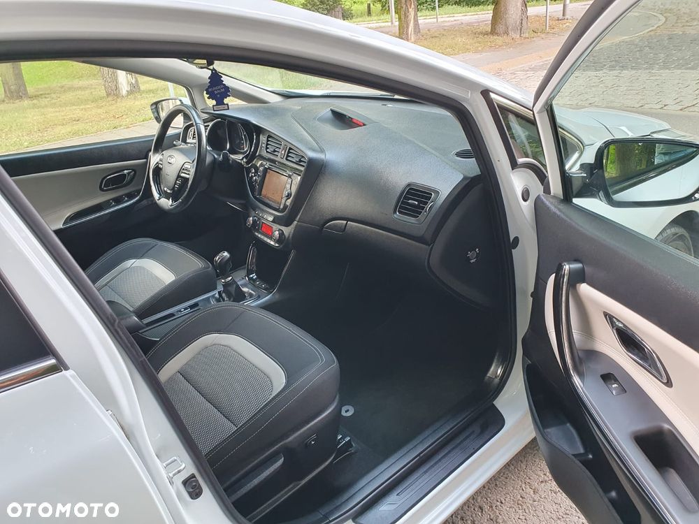 Kia Ceed 1.6 GDI XL - 11