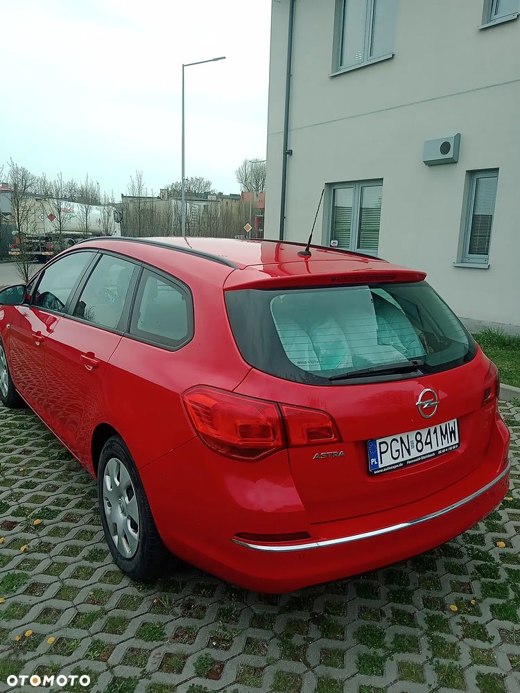 Opel Astra 1.6 Essentia - 7