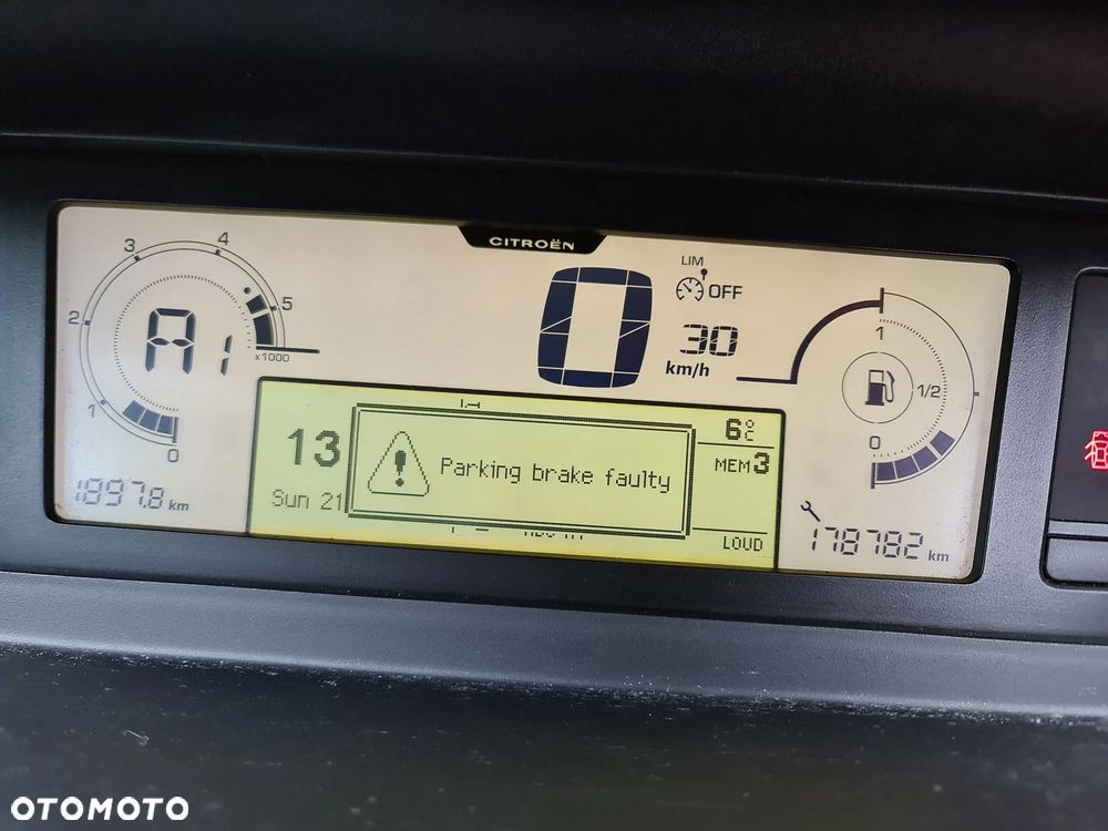 Citroën C4 Picasso - 8