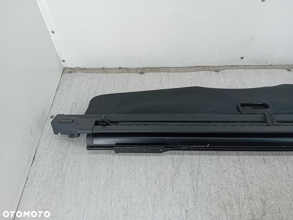 ROLETA BAGAŻNIKA  BMW E61 KOMBI - 7