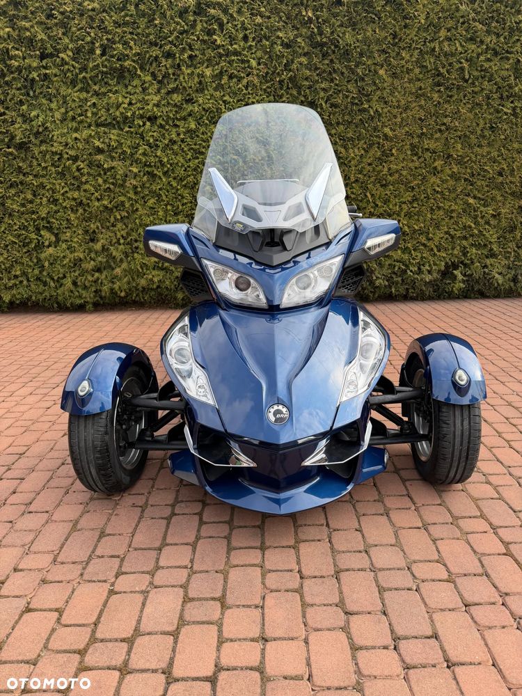 Can-Am Spyder - 3