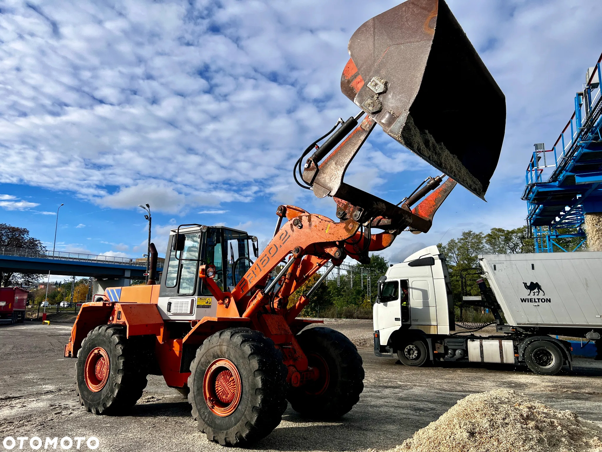 Hitachi ładowarka Fiat FR160 wysoki WYSYP - 2