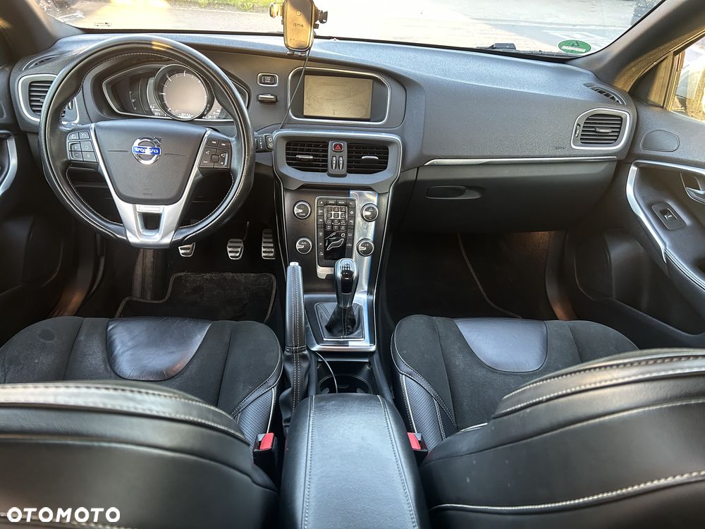Volvo V40 D4 RDesign - 12
