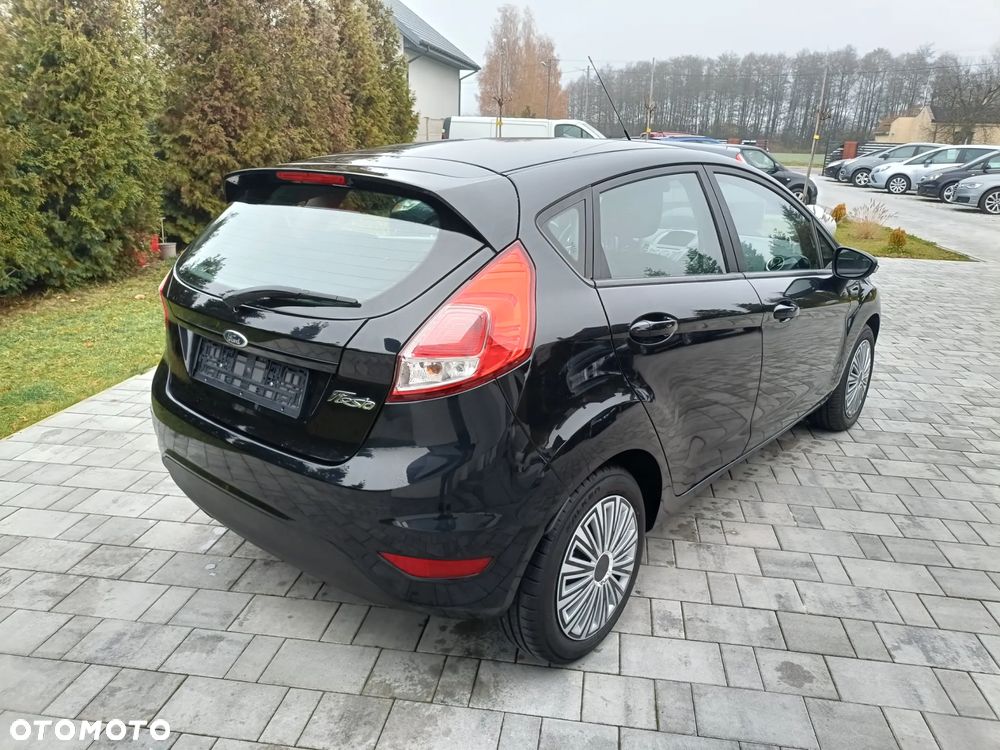 Ford Fiesta - 13