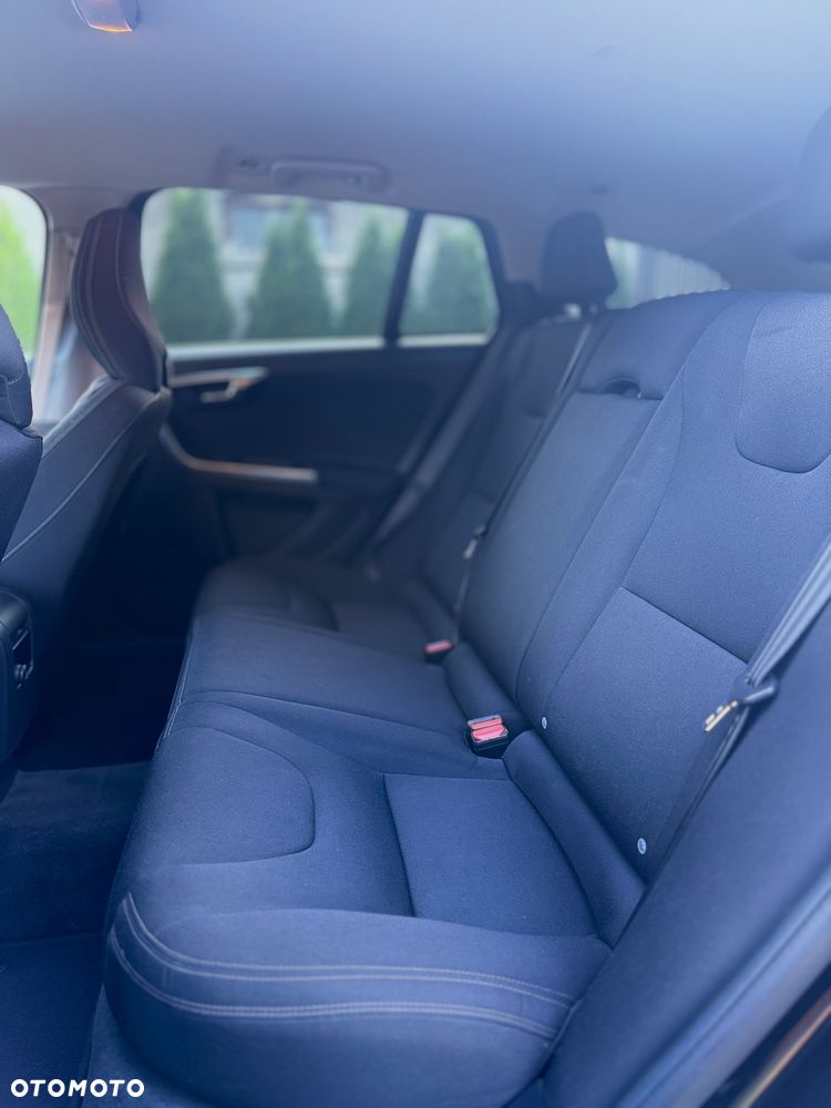 Volvo V60 D2 - 17