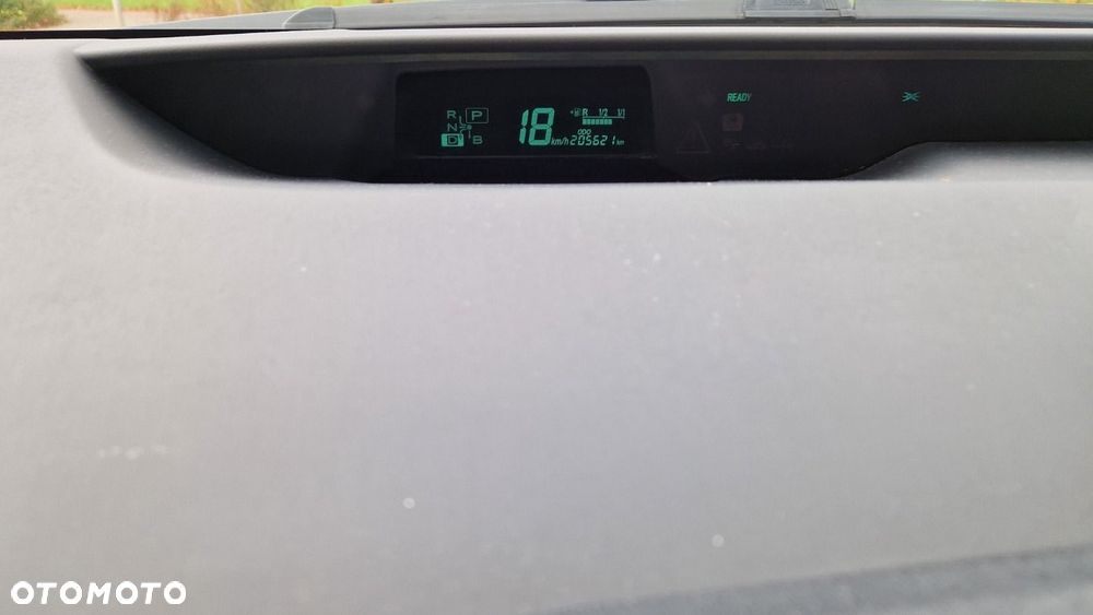 Toyota Prius - 22