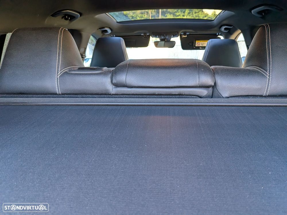 Mercedes-Benz CLA 220 d 7G-DCT Peak Edition - 13