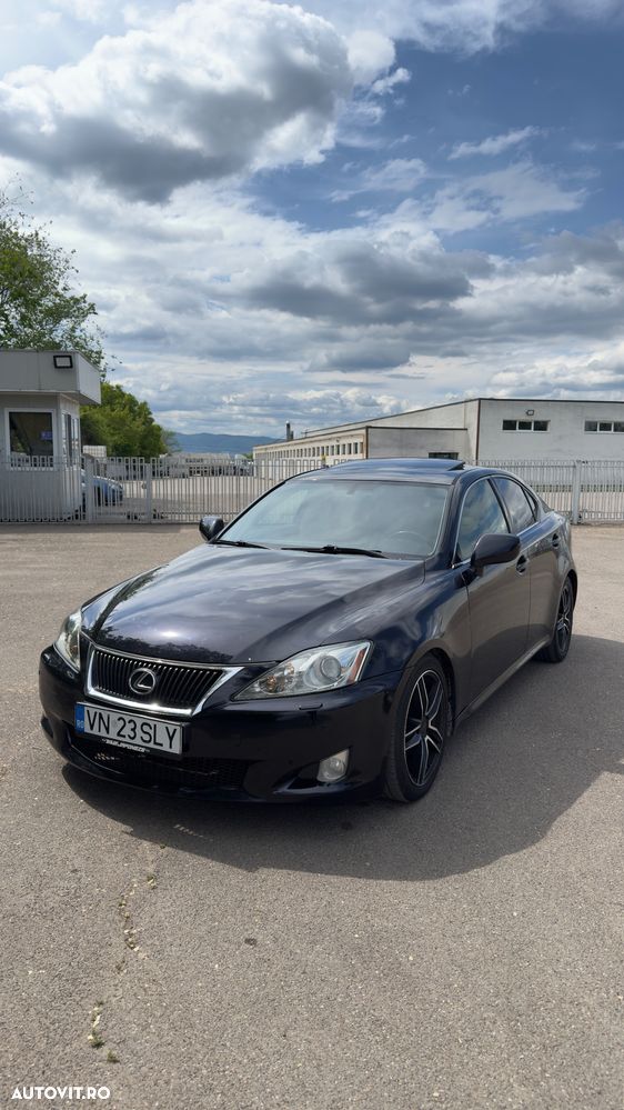 Lexus Seria IS 250 2.5 V6 Aut Luxury - 1