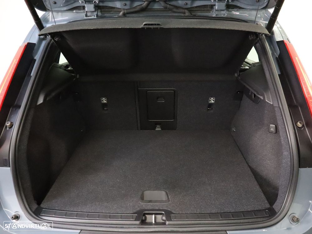 Volvo XC 40 - 19