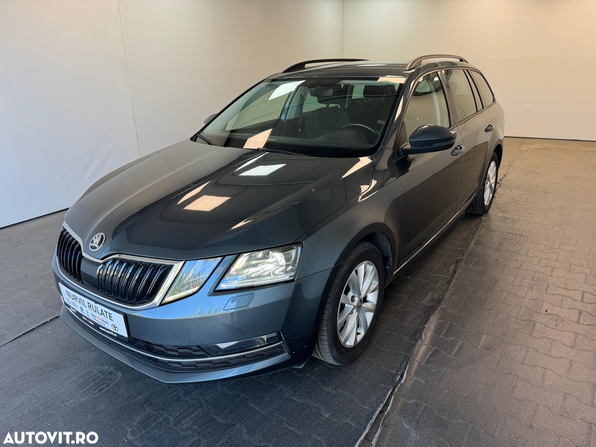 Skoda Octavia Combi Diesel 2.0 TDI DSG Style - 11