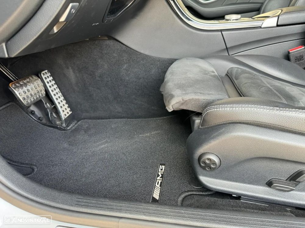 Mercedes-Benz C 200 - 21