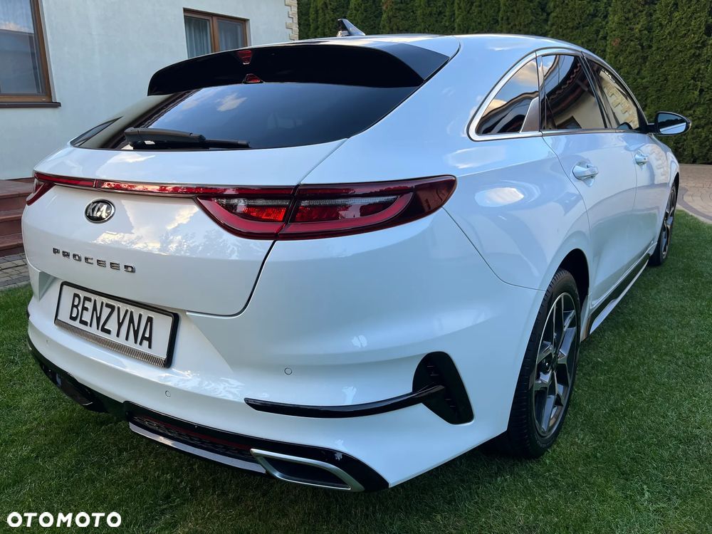 Kia ProCeed 1.5 T-GDI DCT7 OPF GT LINE - 36
