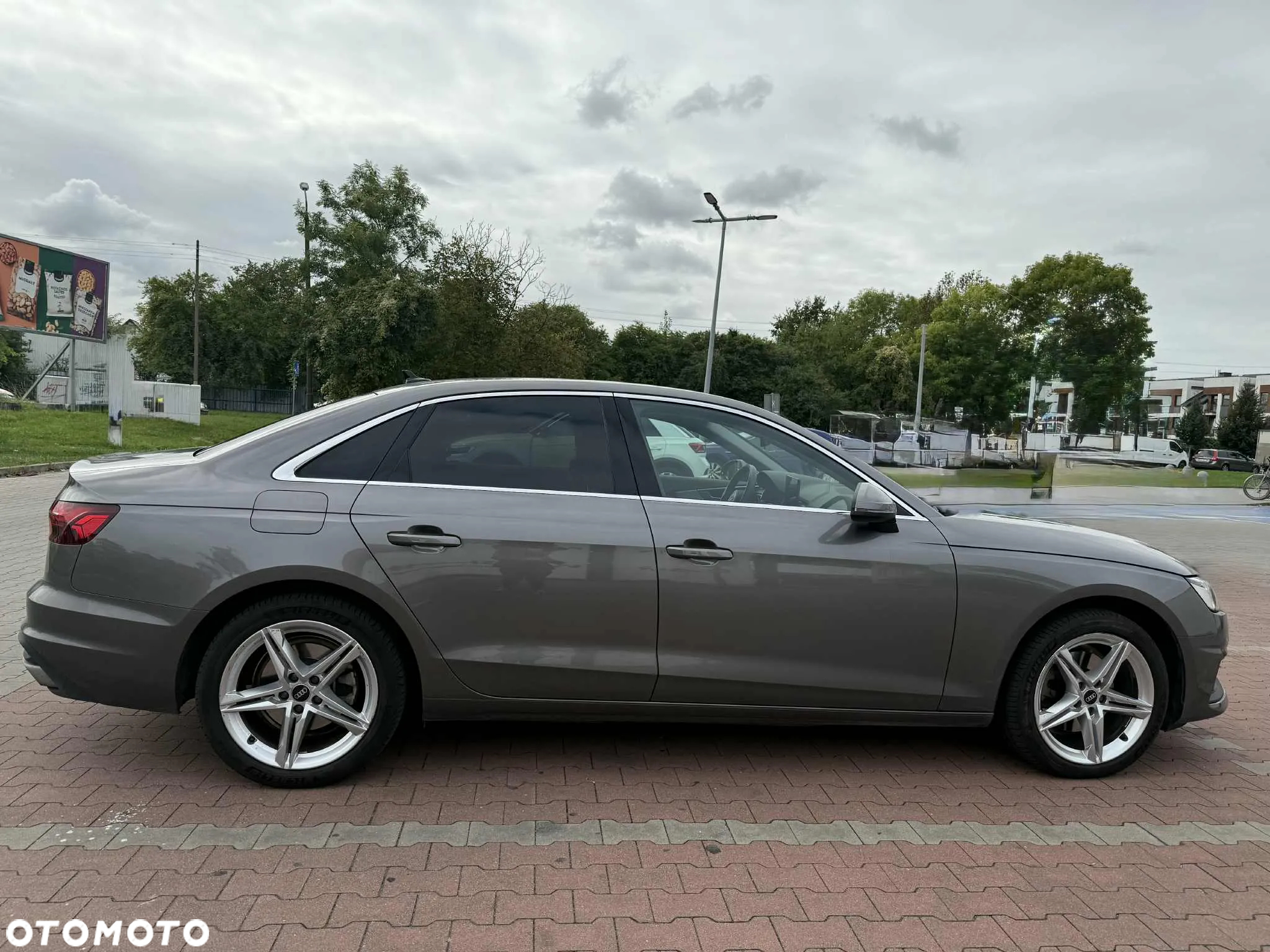 Audi A4 Limousine - 6