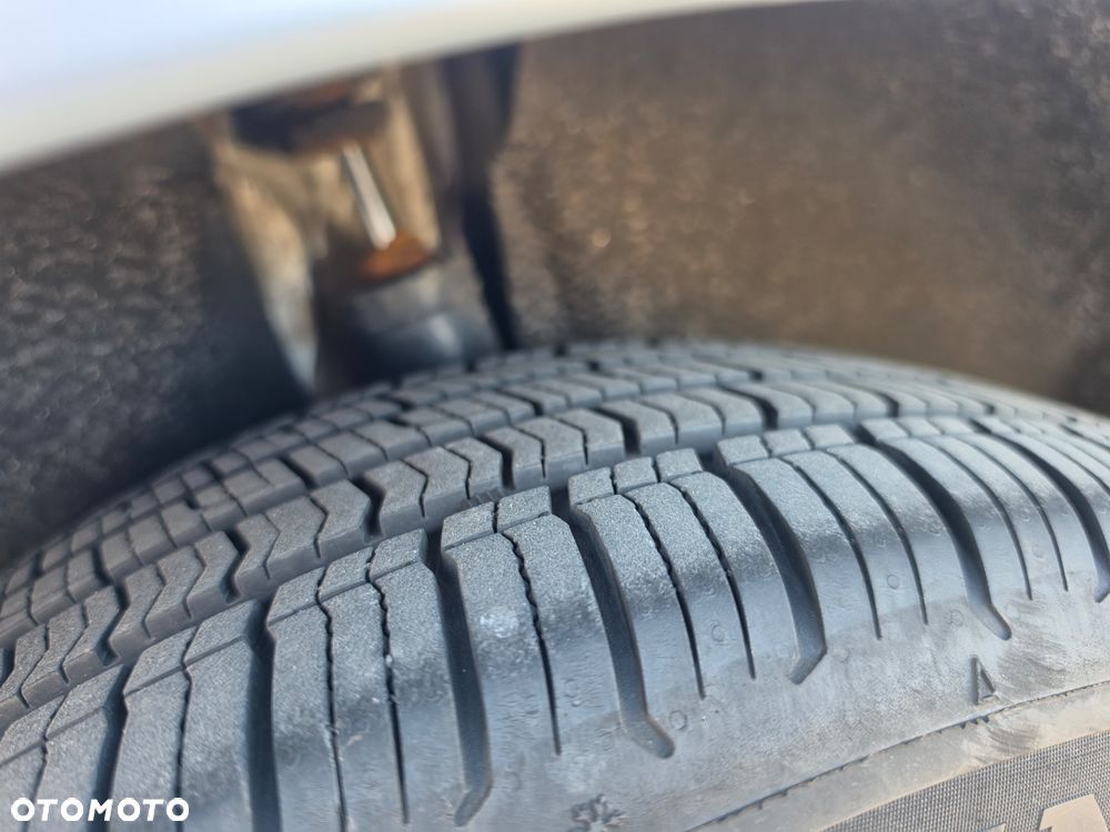 Volkswagen Golf 1.6 TDI Trendline - 18