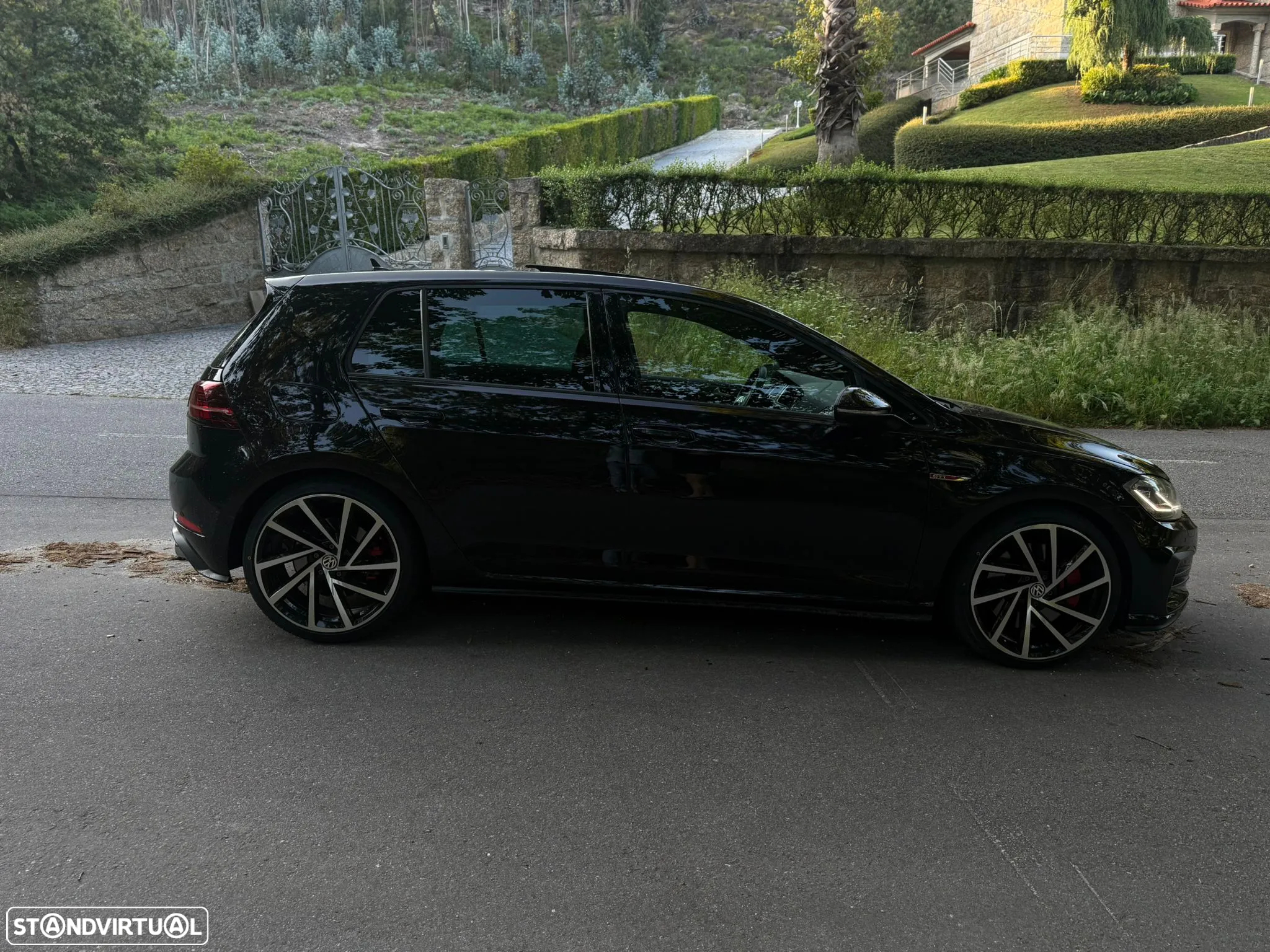 VW Golf 2.0 TSI GTI DSG - 31