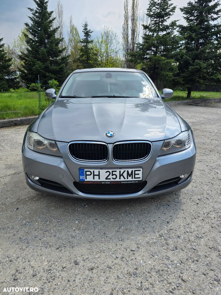 BMW Seria 3 318i Edition Sport - 1