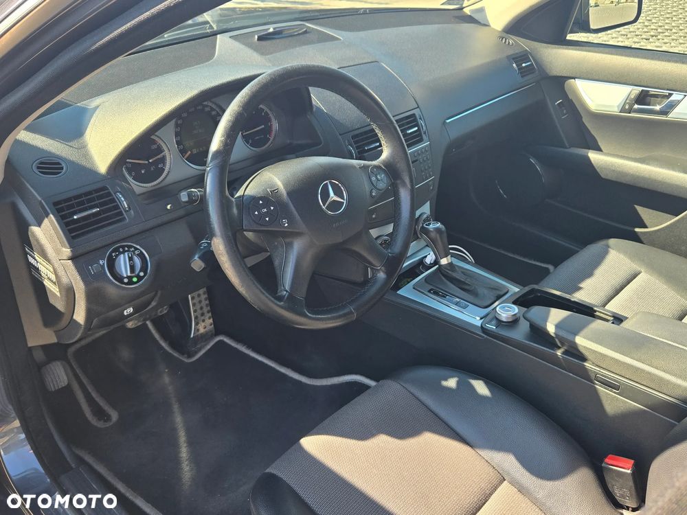Mercedes-Benz Klasa C 220 CDI DPF Automatik Avantgarde - 5