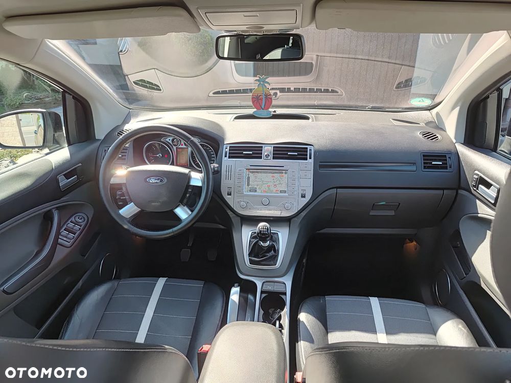 Ford Kuga 2.0 TDCi 4WD Titanium Plus - 27