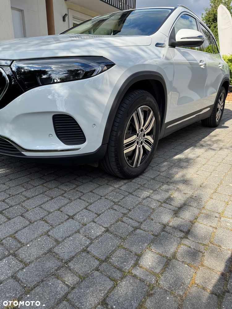 Mercedes-Benz EQA - 21