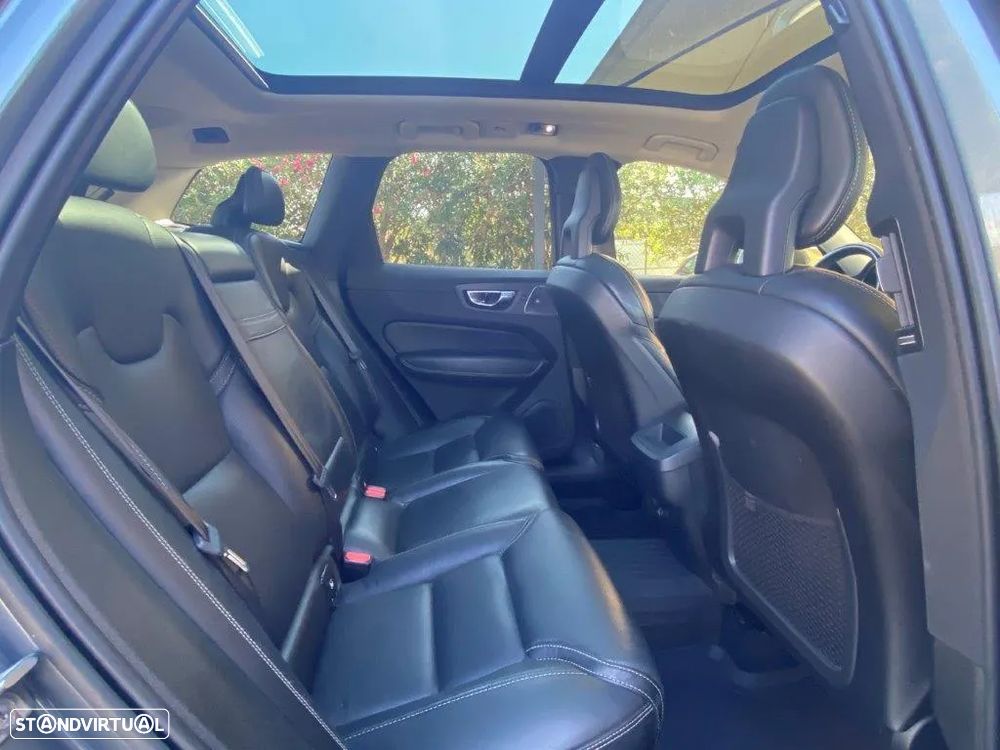 Volvo XC 60 2.0 D4 Inscription AWD Geartronic - 13