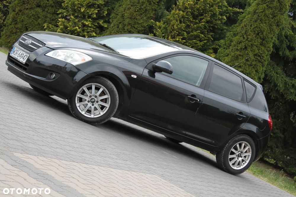 Kia Ceed 2.0 Optimum - 2