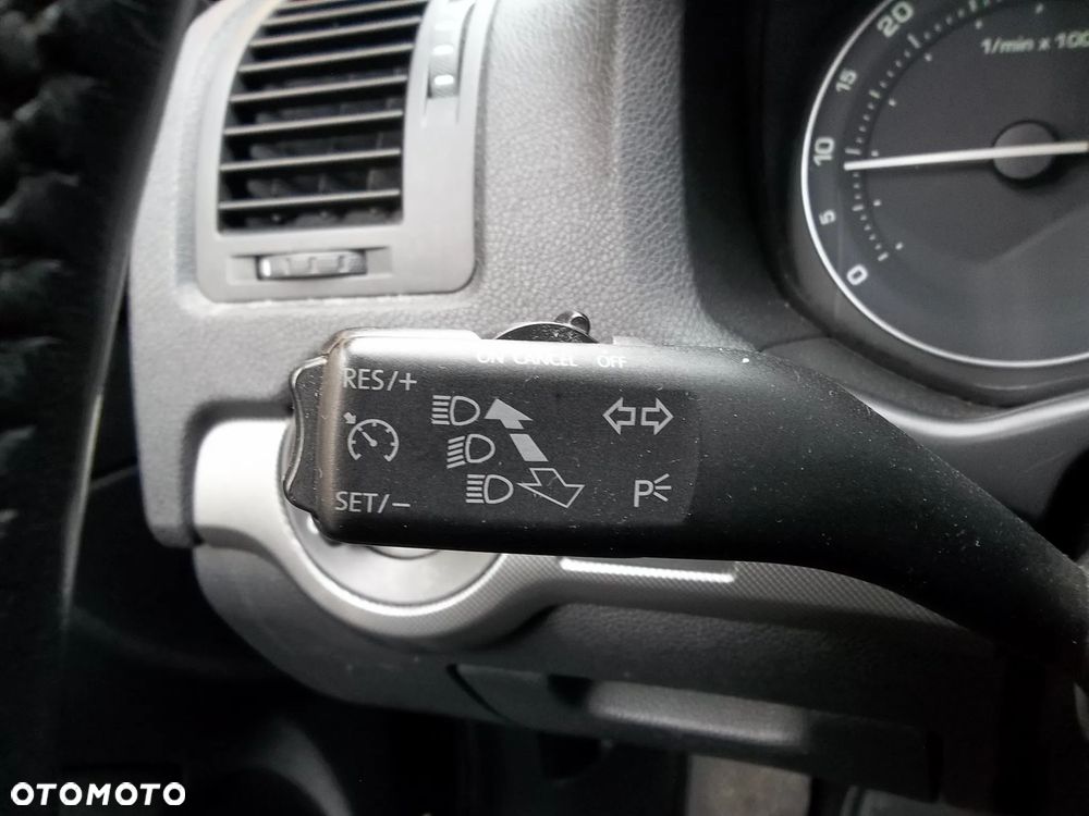 Skoda Octavia 1.9 TDI DSG Elegance - 10