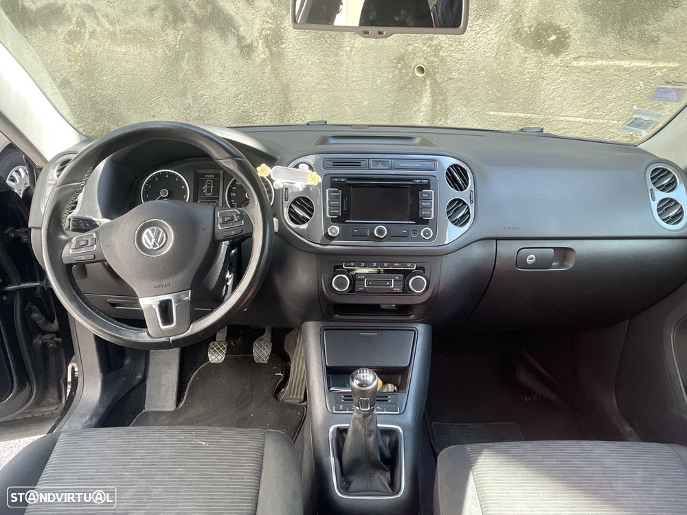 VW Tiguan 1.4 TSi Sport BlueMotion - 13