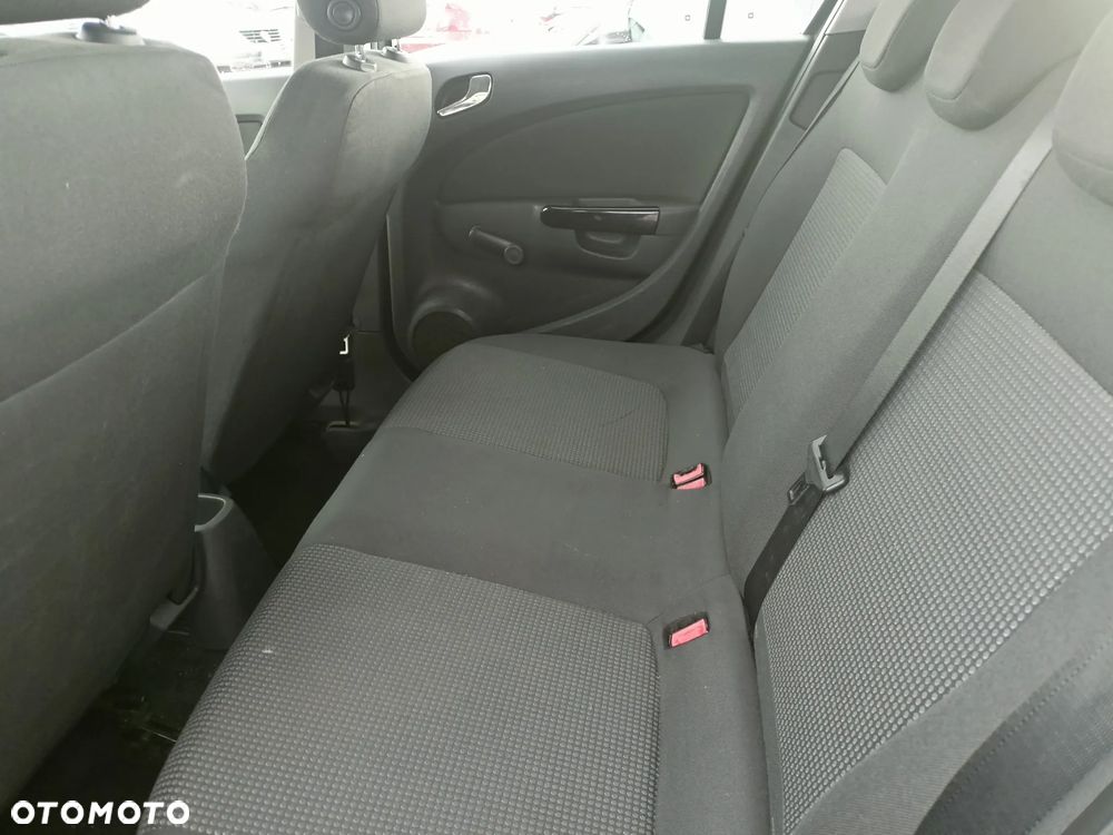 Opel Corsa - 13