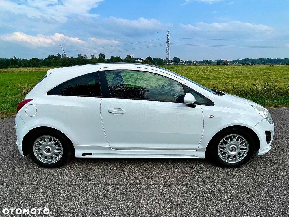 Opel Corsa 1.4 16V Sport - 6