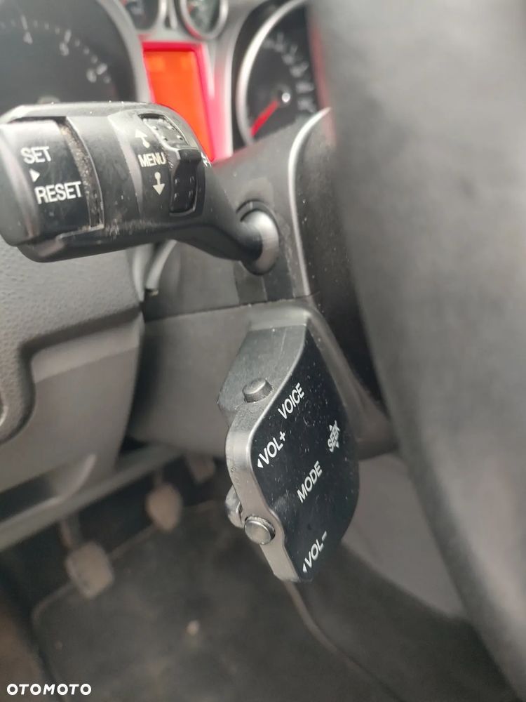 Ford Kuga 2.5 4x4 Individual - 19