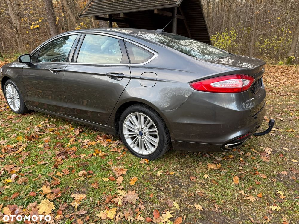 Ford Fusion 2.0 EcoBoost Titanium - 30