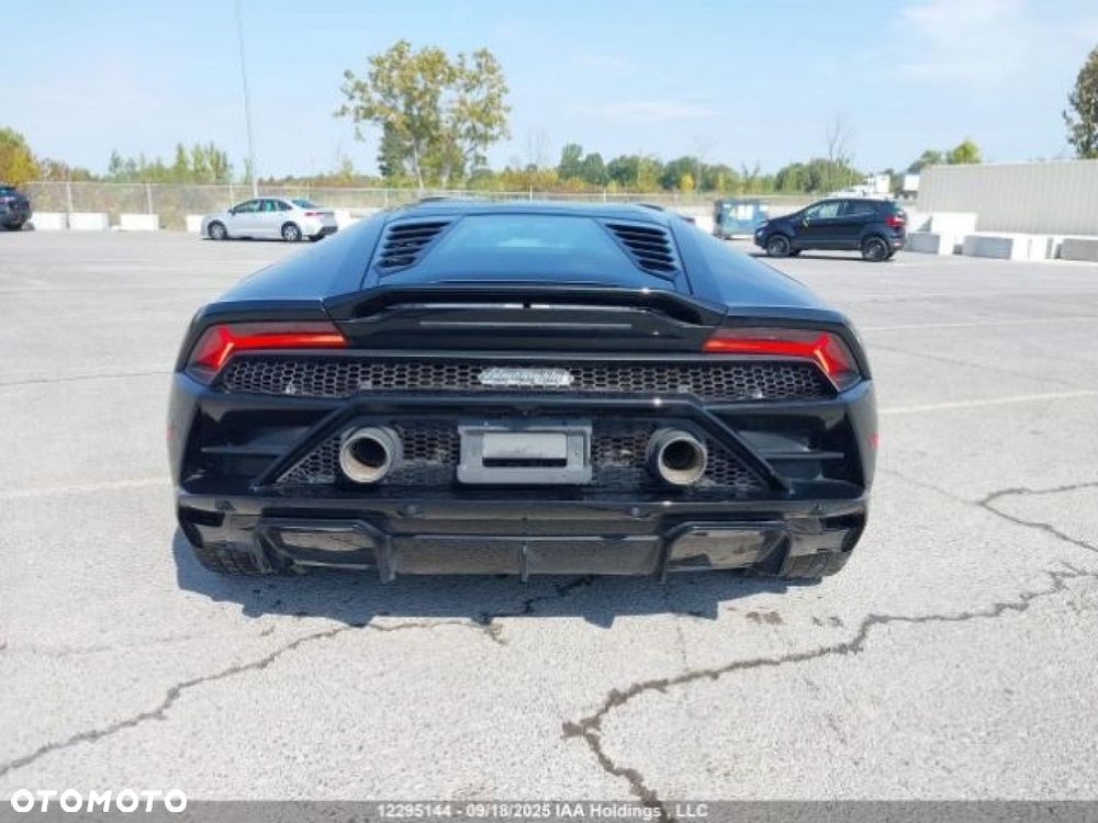 Lamborghini Huracan - 5