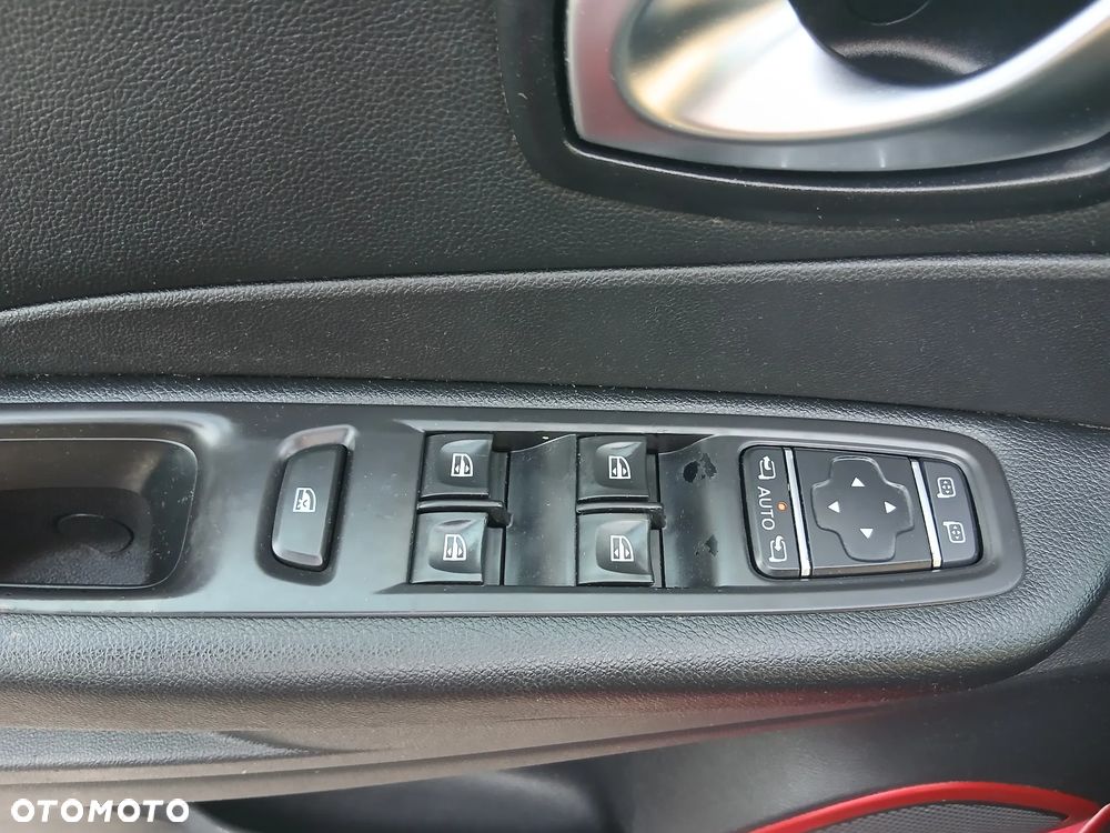 Renault Captur - 17