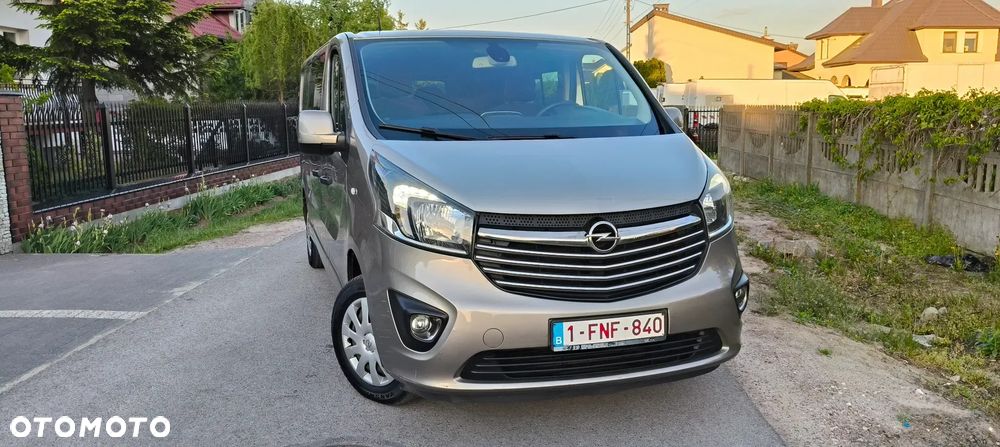 Opel Vivaro L2H1 2,9t Elegance Premium - 22