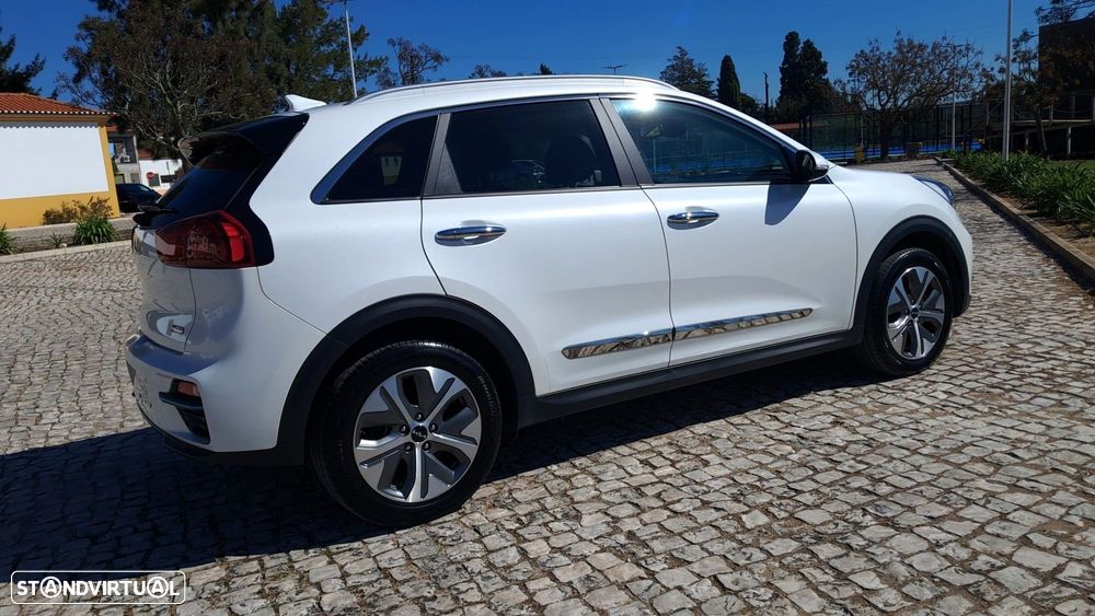 Kia e-Niro 64kWh - 8