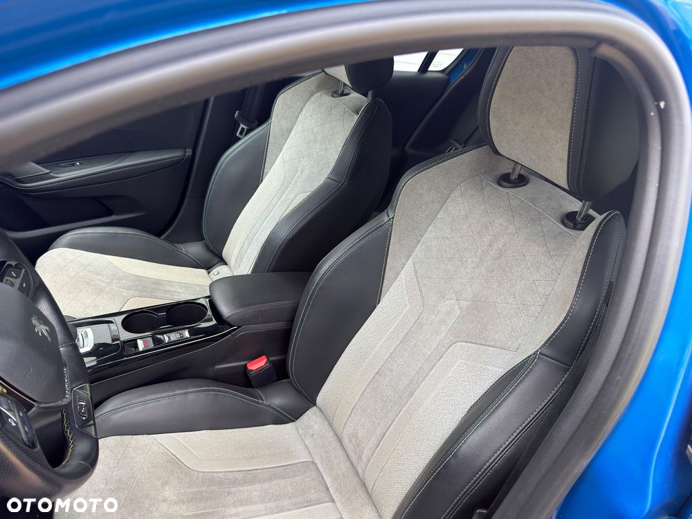 Peugeot 208 GT Line - 16