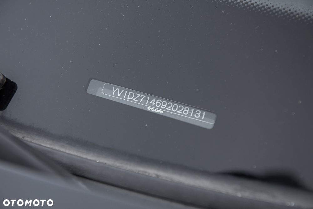 Volvo XC 60 - 33