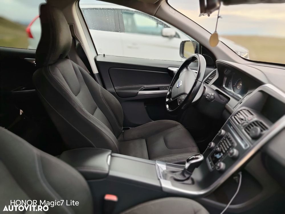 Volvo XC 60 D3 Geartronic Summum - 12